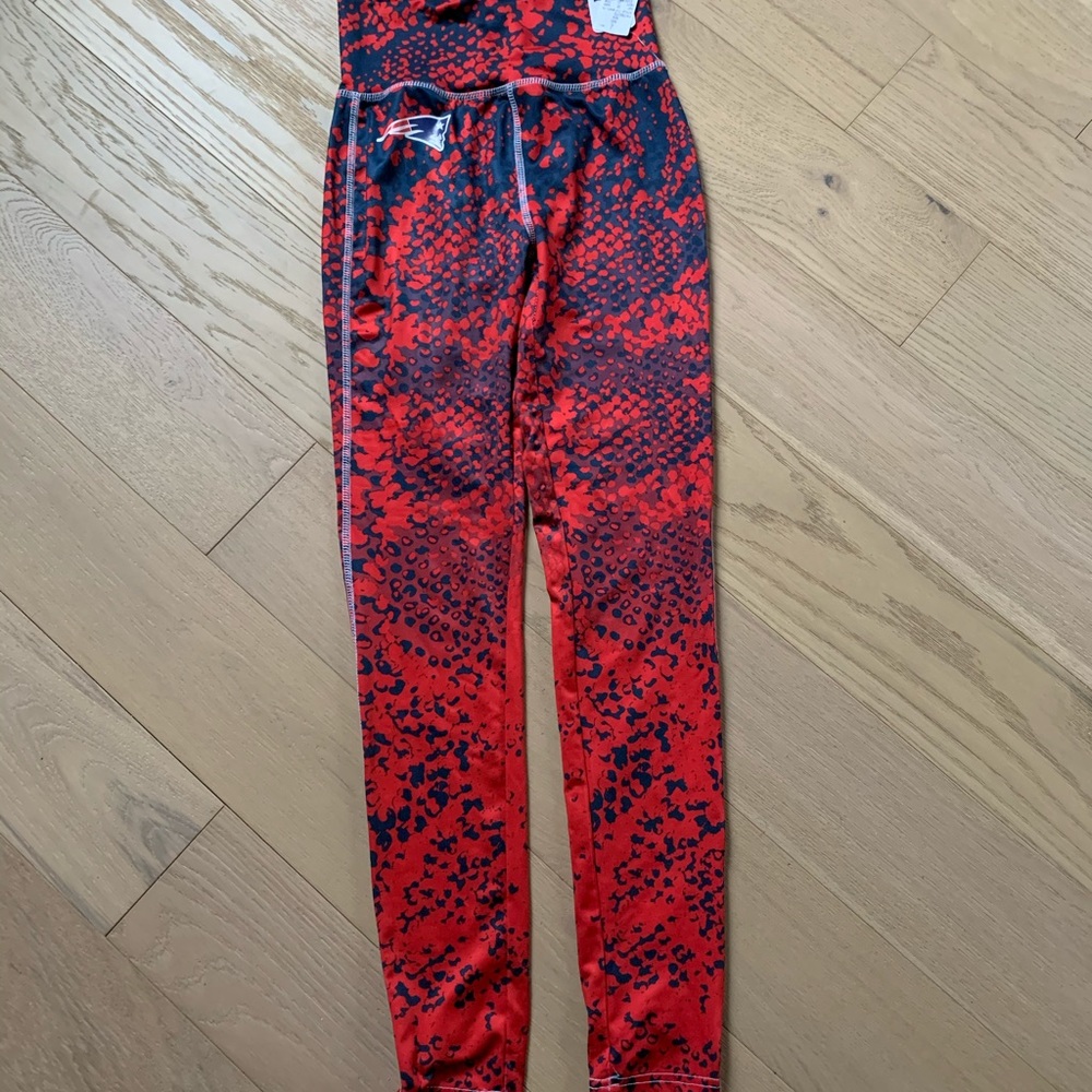NWT NFL team apparel New England patriots leggings